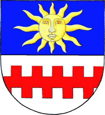 V modro-stříbrně děleném štítě nahoře zlaté slunce s tváří, dole červené cimbuřové břevno. Znak Dolní Slivno