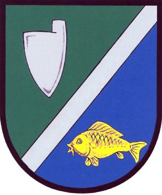 V zeleno-modře šikmým stříbrným břevnem děleném štítě nahoře stříbrná radlice, dole zlatý kapr. Znak Jaroslav