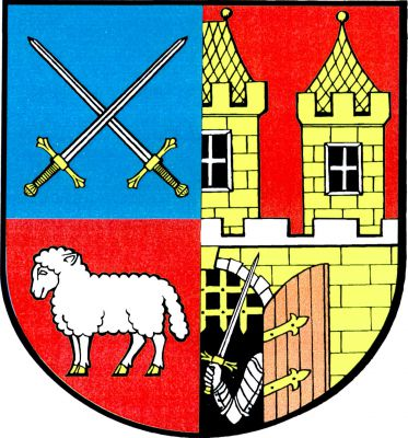 Polcený štít, pravá polovina modro-červeně dělena, nahoře dva zkřížené stříbrné meče se zlatými jílci, dole stříbrná ovce se zlatou zbrojí. V levé červené polovině zlatá kvádrovaná věž se stříbrným cimbuřím se čtyřmi stínkami, z nichž krajní jsou viditelné z poloviny. Zeď je u poltící linie prolomena polovinou černé brány se stříbrnou klenbou a z poloviny viditelným zlatým klenákem. Brána má otevřená dřevěná vrata se zlatými panty a vytaženou zlatou mříž. Z brány vyniká stříbrné obrněné rameno držící stříbrný meč se zlatým jílcem. Za zdí vynikají dvě zlaté kvádrované věže s cimbuřím, zlatými střechami a makovicemi. Pravá věž, viditelná z poloviny, je vyšší a širší, má polovinu černého trojdílného okna ve stříbrném rámu a valbovou střechu. Levá, nižší a užší věž má jedno černé dvoudílné okno ve stříbrném rámu a stanovou střechu. Znak Praha-Štěrboholy