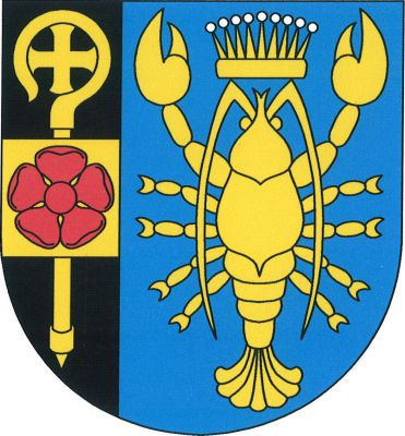Černo-modře vpravo polcený štít. V pravém poli zlaté břevno s červenou růží podložené zlatou berlou, v levém poli zlatý rak převýšený hraběcí korunou. Znak Račetice