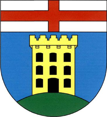 V modrém štítě, pod stříbrnou hlavou s červeným heroldským křížem, na zeleném návrší zlatá věž s cimbuřím, branou a osmi (3,3,2) okny, vše černé. Znak Siřejovice