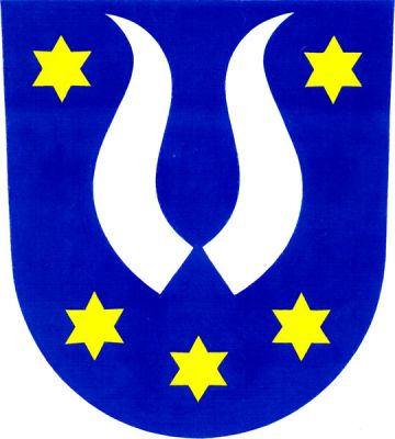 V modrém štítě stříbrné volské rohy provázené pěti zlatými hvězdami. Znak Šišma
