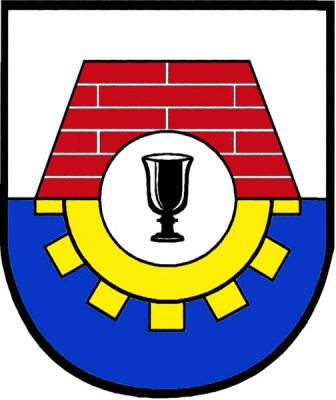Ve stříbrno-modře děleném štítě nahoře vyniká cihlová sklářská pec, dole polovina zlatého palečného kola, uprostřed stříbrný kotouč, v něm černá sklenice. Znak Sklené nad Oslavou