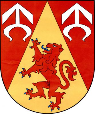 V červeném štítě zlatý hrot, v něm červený lev s modrou zbrojí a jazykem. Hrot provázen dvěma stříbrnými zavinutými střelami. Znak Těmice
