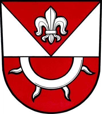 Stříbrno-červeně dělený štít, nahoře červený klín se stříbrnou lilií, dole polovina stříbrného plamenného kola. Znak Velké Heraltice