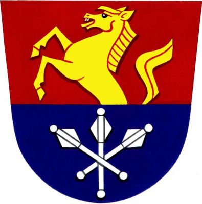 V červeno-modře děleném štítě nahoře vyrůstající zlatý kůň, dole tři zkřížené stříbrné palcáty. Znak Vysoké Studnice